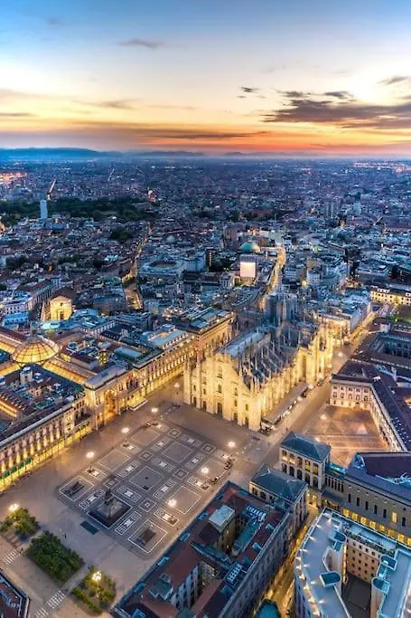 Duomo 10 Min Luxury • Terrazzo • Wi-Fi • Netflix Lägenhet Milano Italien