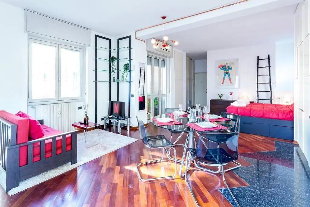 Duomo 10 Min Luxury • Terrazzo • Wi-Fi • Netflix Apartment Milan