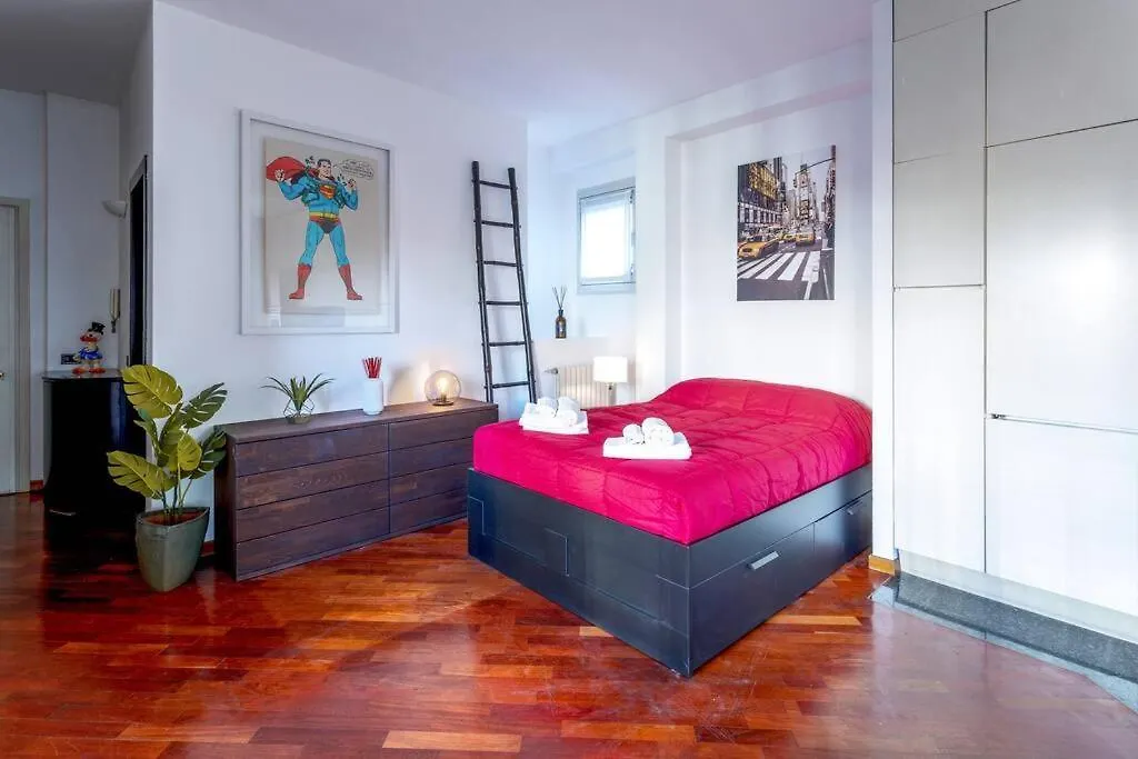 Duomo 10 Min Luxury • Terrazzo • Wi-Fi • Netflix Apartment Milan Italy